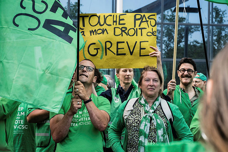 L Info CSC Projet de loi anti casseurs une attaque en règle contre