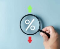 Au cours des deux prochaines années, les salaires augmenteront de... 0%